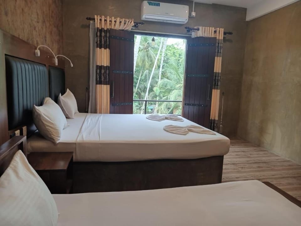 Hotel Riverrina Hotel in Negombo