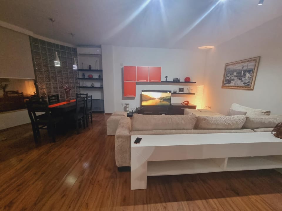 Grand Central Apartment LTH Apartment in Tirana