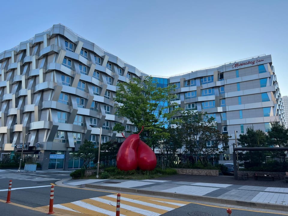 Sokcho Marinabay 305 "Lake View" Apartment in South Korea