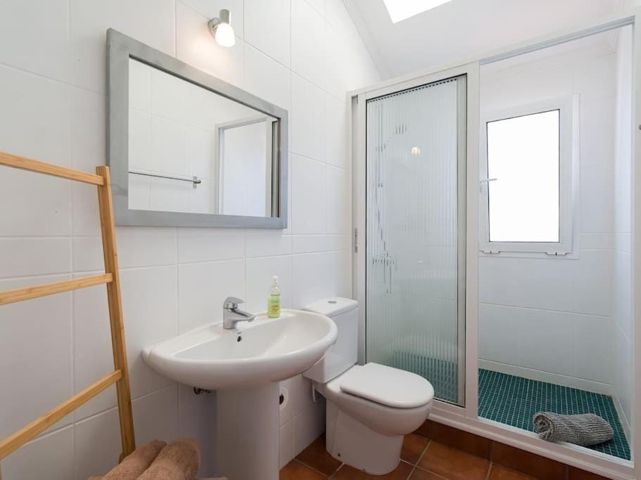 Casa Velero to 100mt from beach , optical fiber House in Corralejo