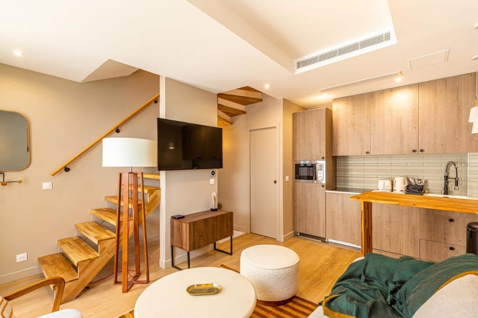 Apartment 60 m2 xx Center of Paris xx 2 Bedrooms & 2 Bathrooms Apartment in Paris