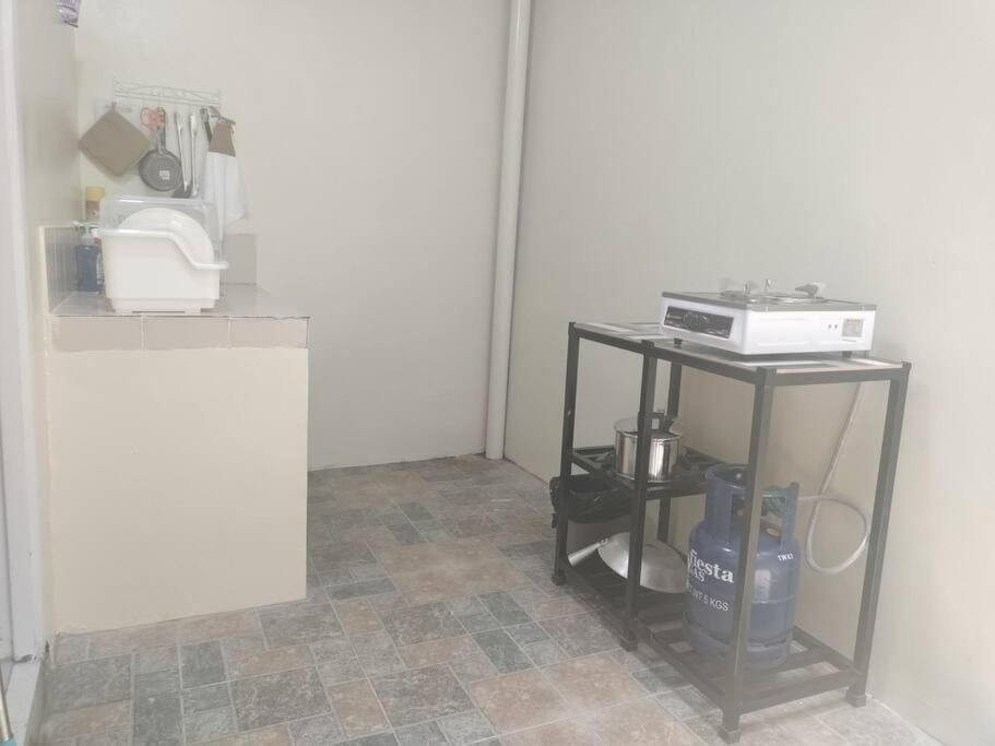 A comfy retreat in the heart of Orani, Bataan House in Calabarzon