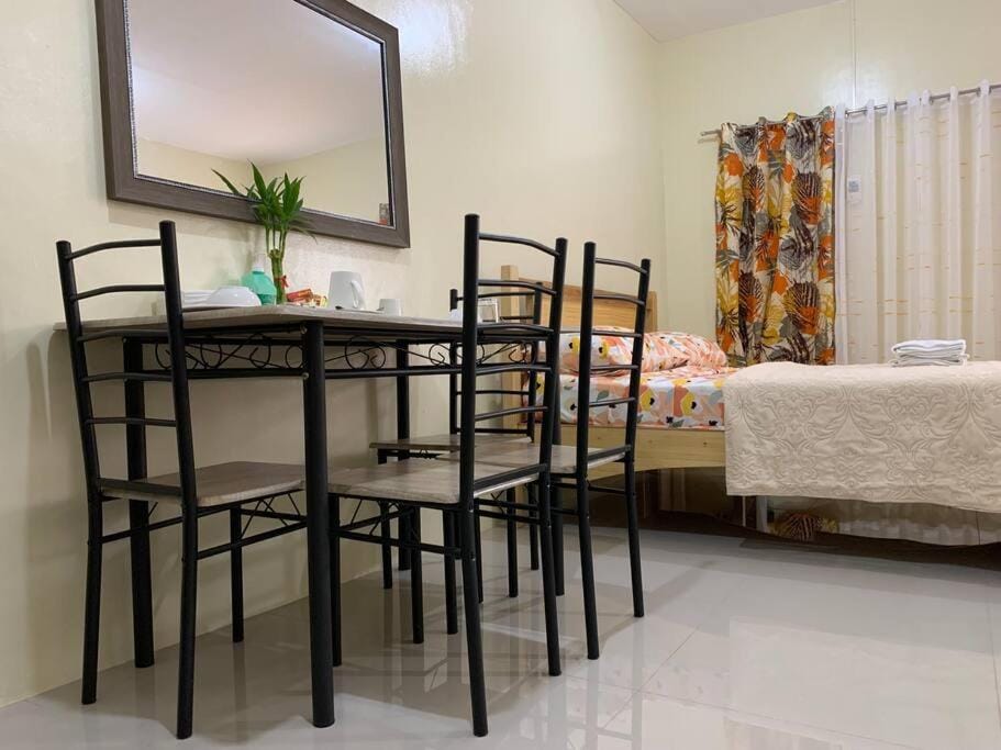A comfy retreat in the heart of Orani, Bataan House in Calabarzon