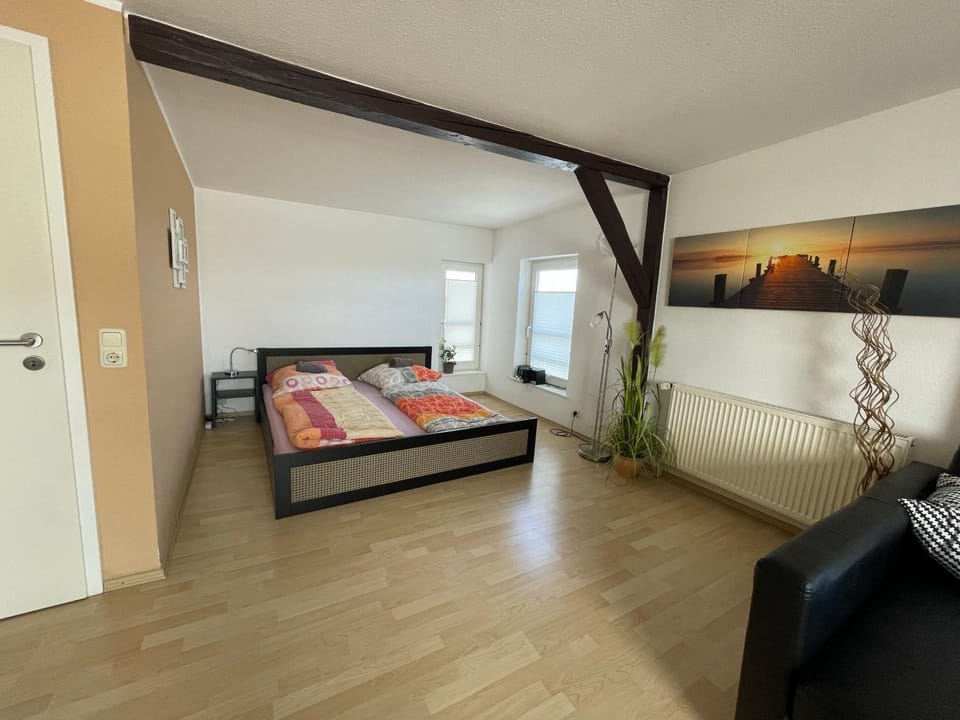 Schöne einfache zentrale Ferienwohnung über den Dächern der Stadt Apartment in Bremerhaven