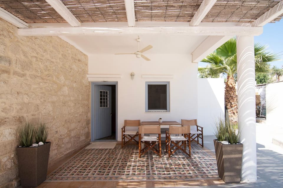 Patio, Day, View (from property/room), Balcony/Terrace, Dining area