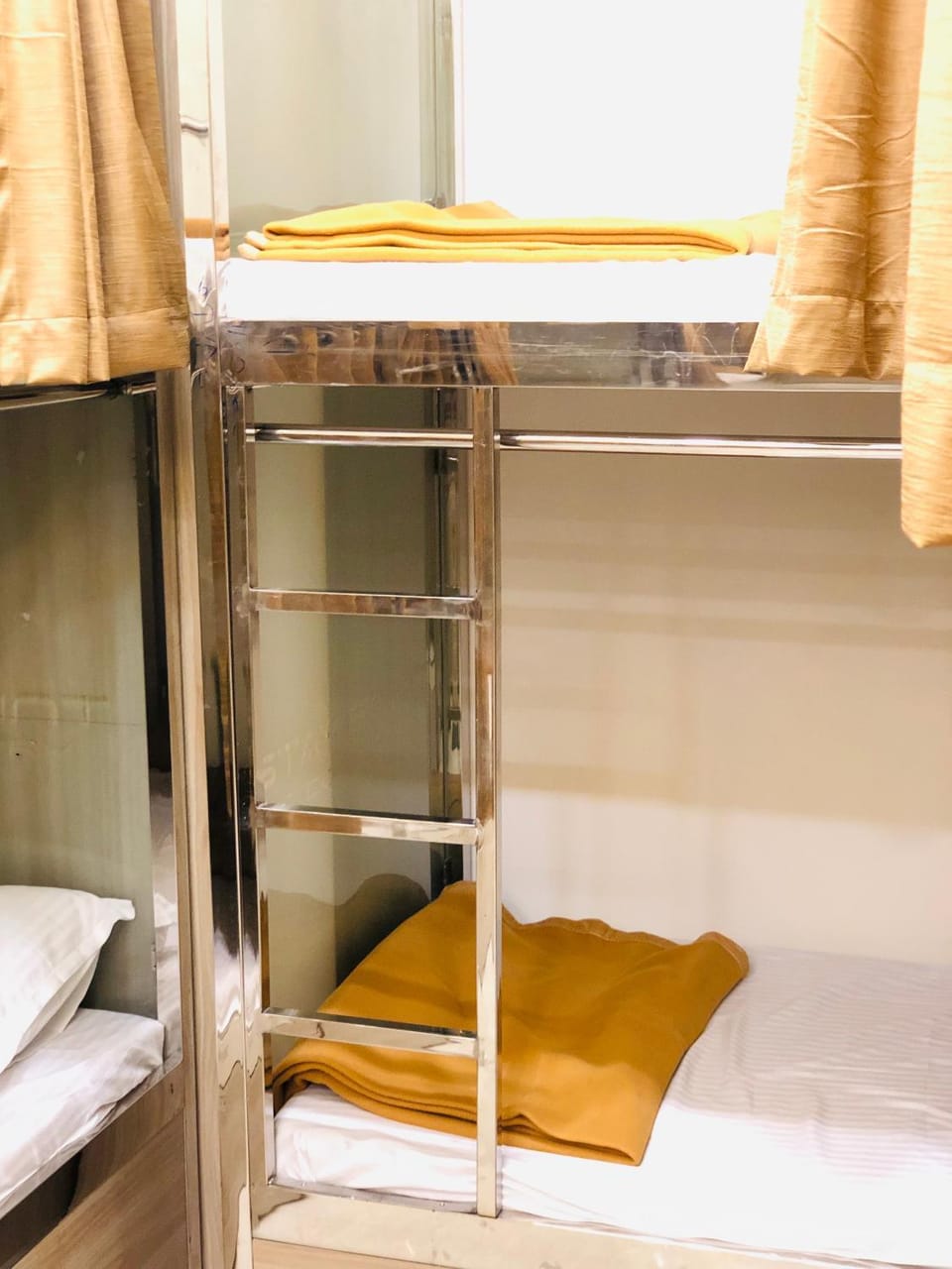 bunk bed
