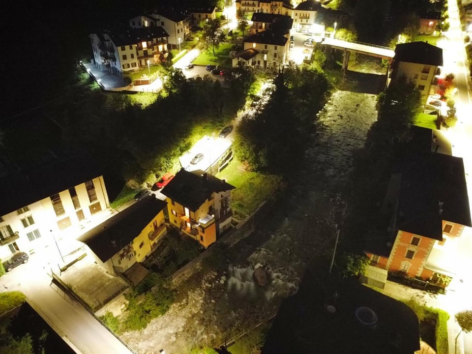 Property building, Night, Bird's eye view