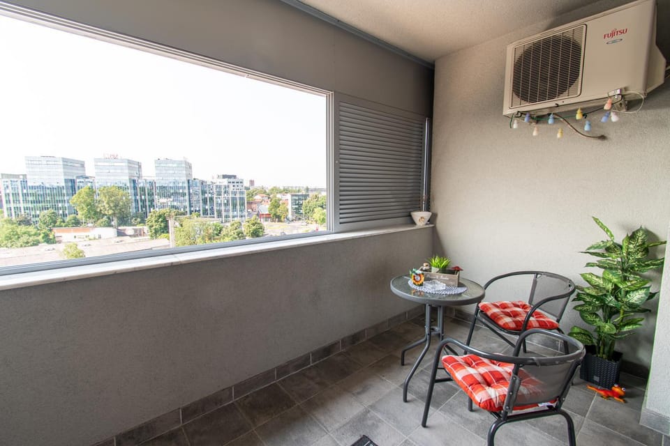 View (from property/room), Balcony/Terrace, Seating area