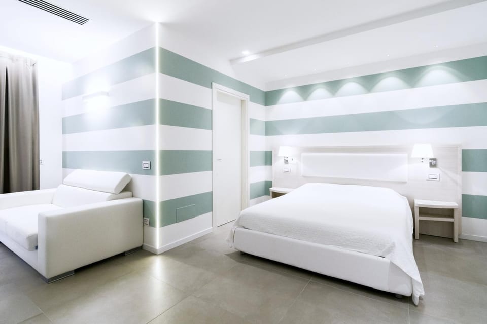 Living room, Bedroom