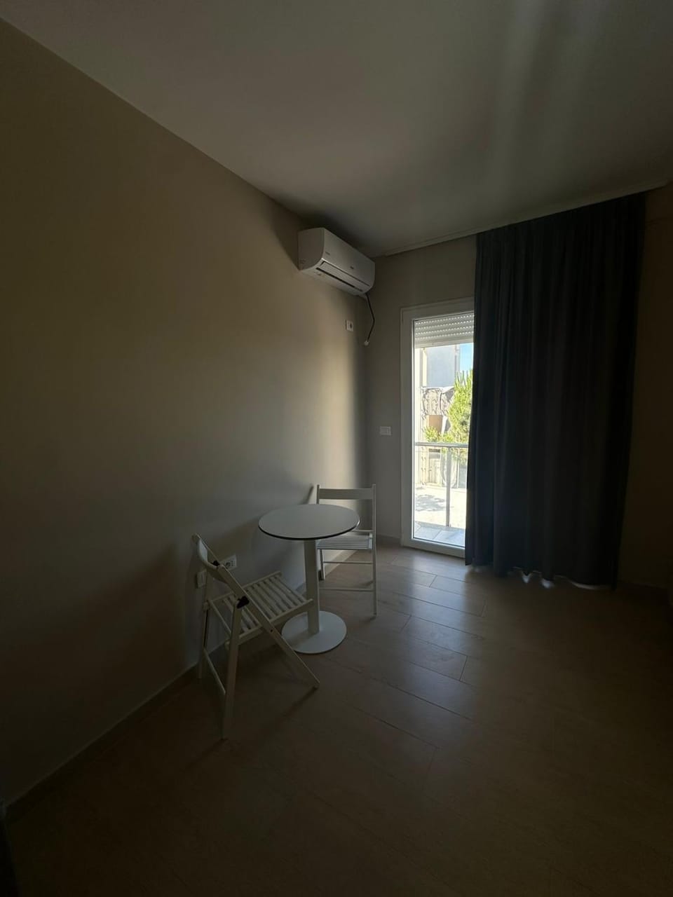 Dining area, air conditioner