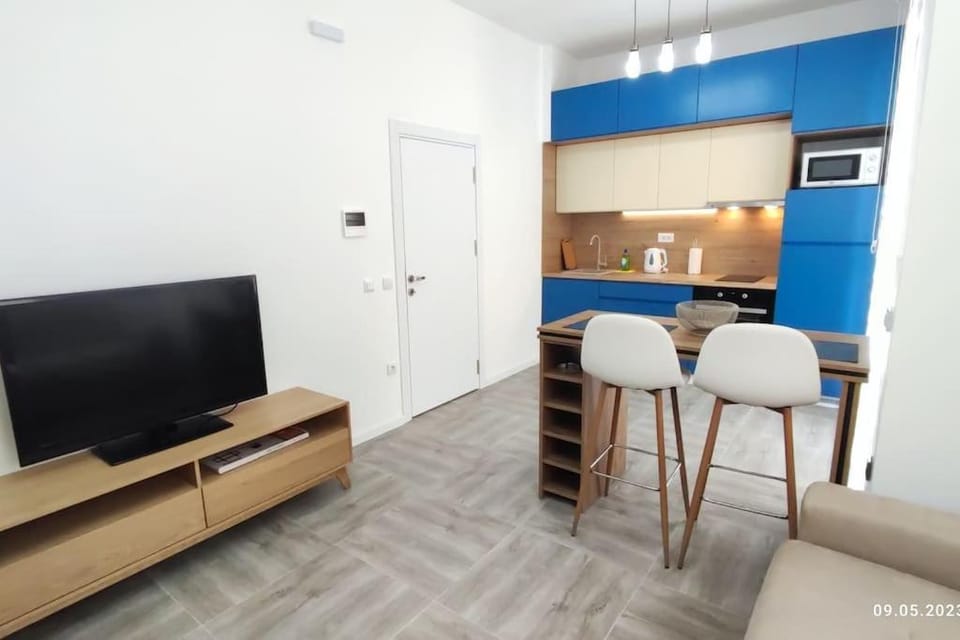 TV and multimedia, Kitchen or kitchenette, Living room, Seating area, Dining area, minibar, pet friendly, stove