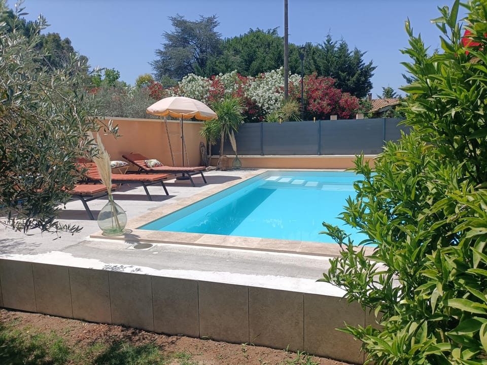Chambre 2 personnes Vacation rental in Gignac