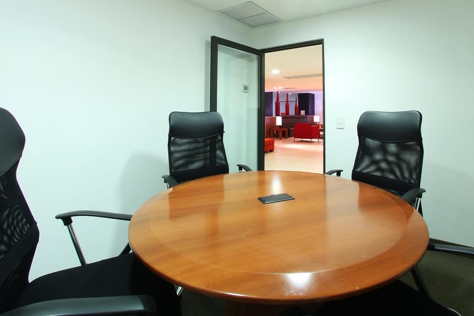 Meeting/conference room