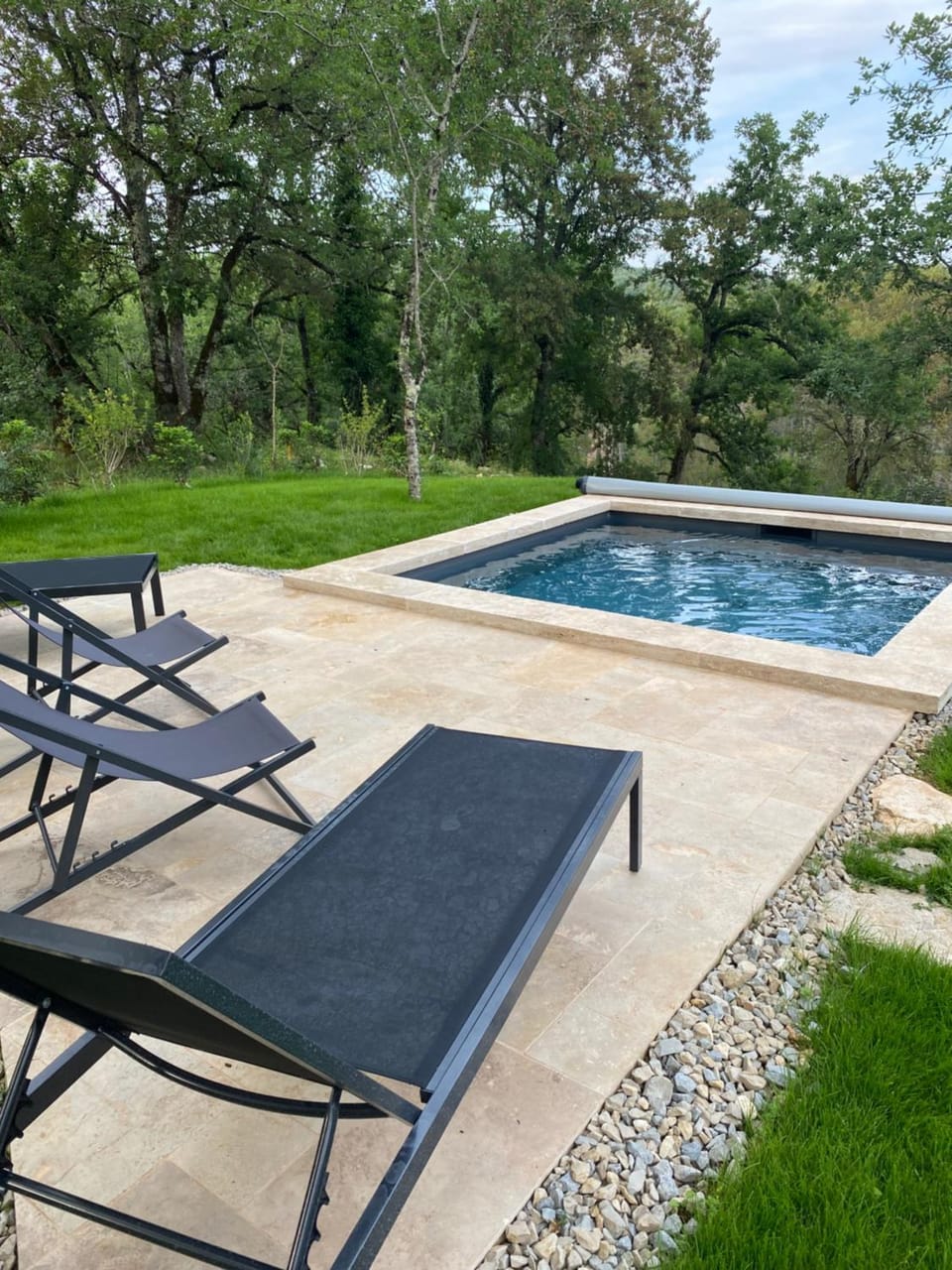 Swimming pool, sunbed