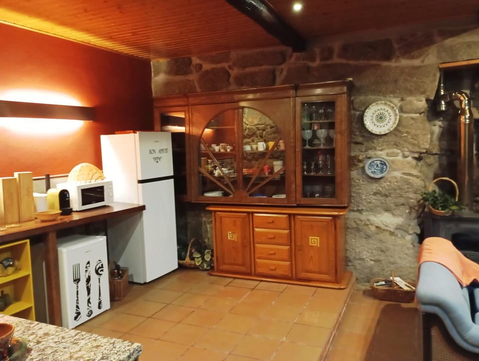 Village Minhoure House in Porto District