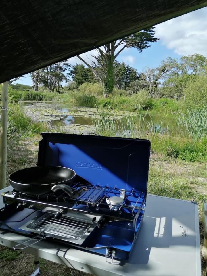 Lakeside Retreat Glamping at Amalwhidden St Ives Luxury tent in England