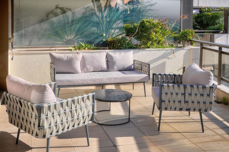REF 1174 - Apartment with Sea View House in Cannes