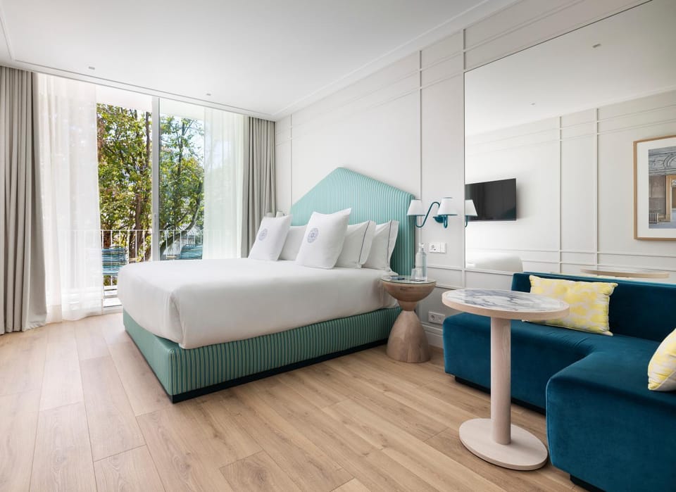 Bed, Balcony/Terrace, Bedroom