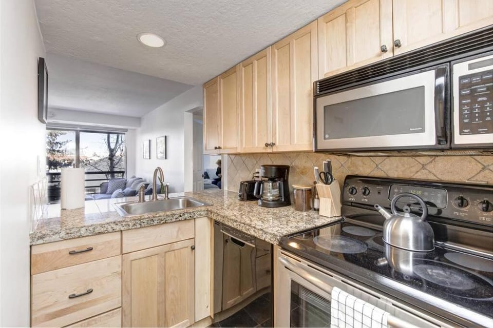 Newly Renovated Park City Gem Apartment in Park City