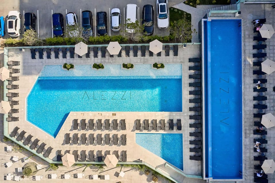 Infinity by Sea Apartment Beach Resort - parking Apartment in Constanța County
