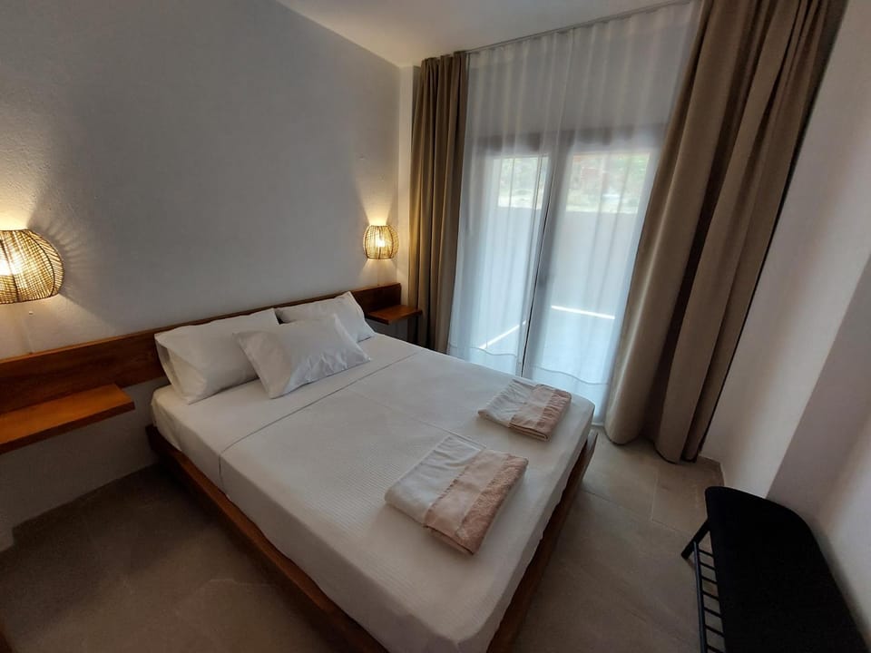 Seastone House in Halkidiki