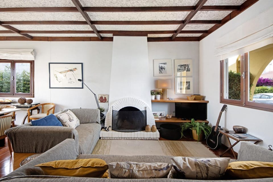 Property building, Living room