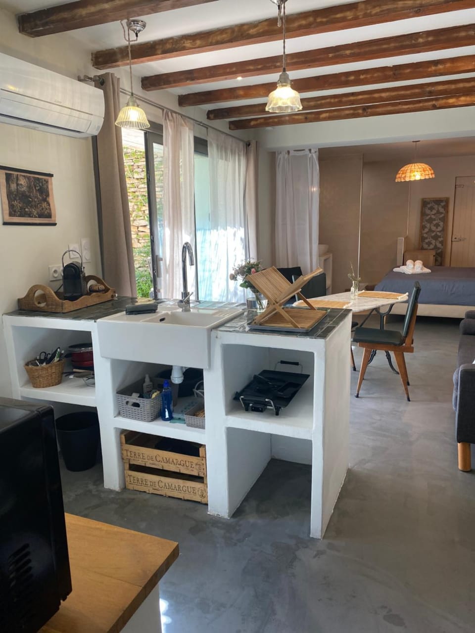 La Finca Bed and Breakfast in Nimes