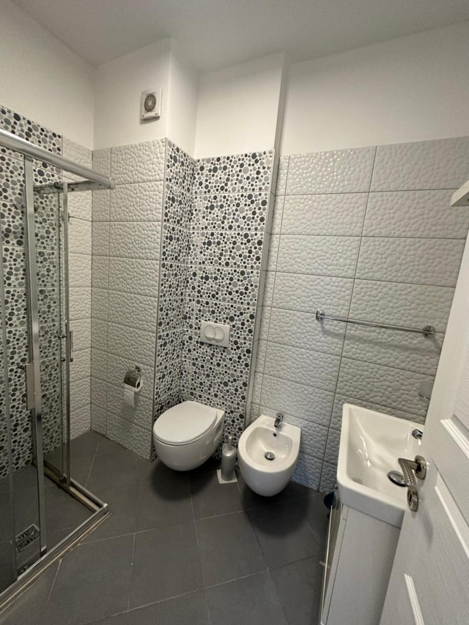 Shower, Toilet, Bathroom, bidet
