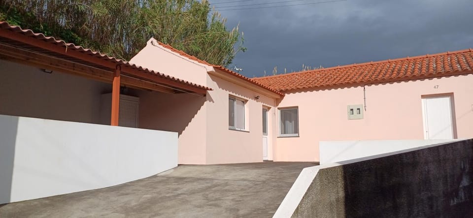Cantinho da Ribeira House in Azores District