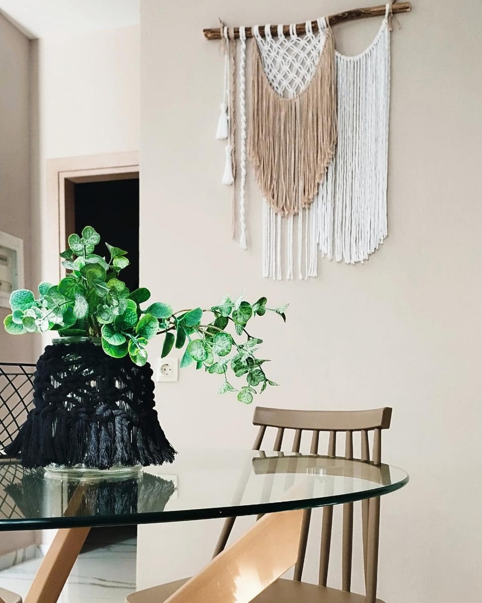 Kitchen or kitchenette, Dining area, internet, kitchen