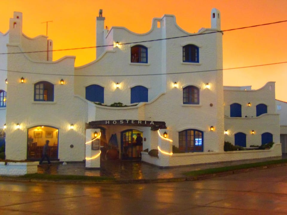 Property building, Facade/entrance, Sea view