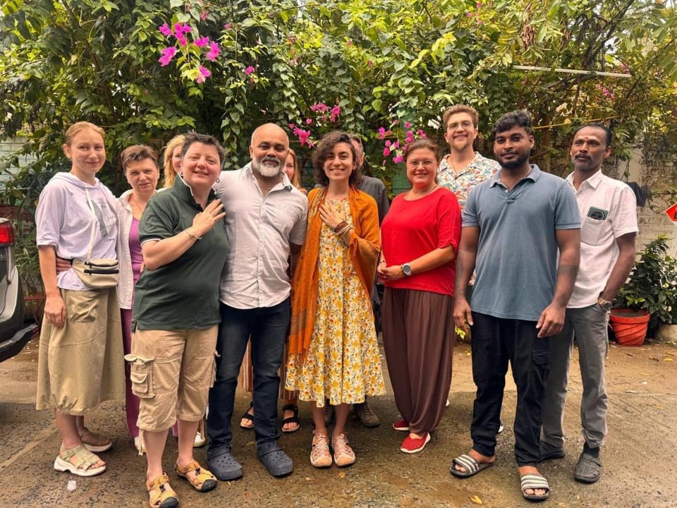Spring, Day, People, Natural landscape, Garden, Guests, Garden view, group of guests, Family