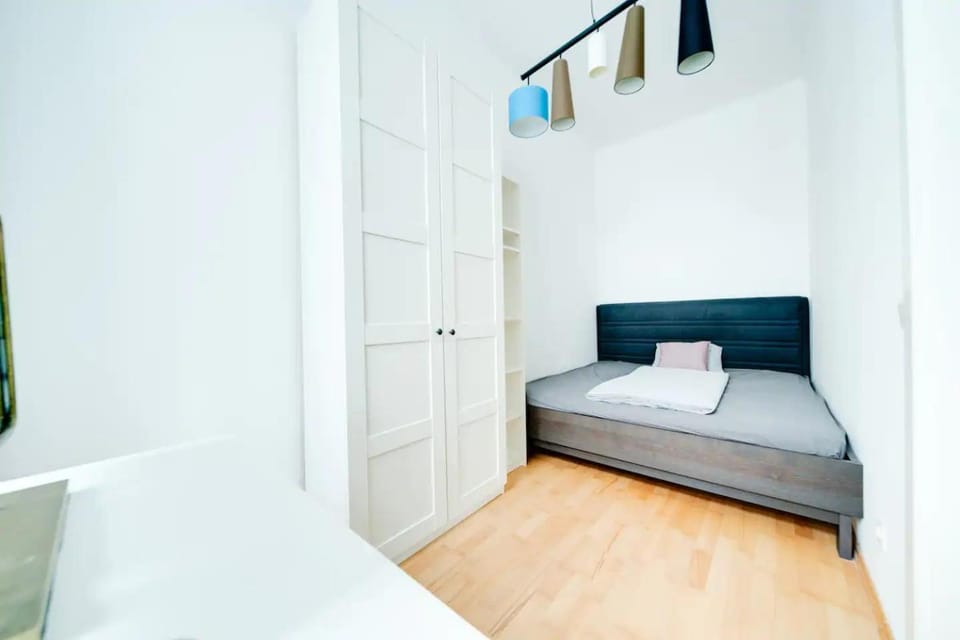 Bed, Photo of the whole room, Bedroom, wardrobe