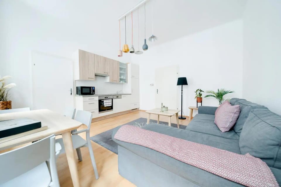 TV and multimedia, Kitchen or kitchenette, Living room, Seating area, Dining area, minibar, pet friendly, stove