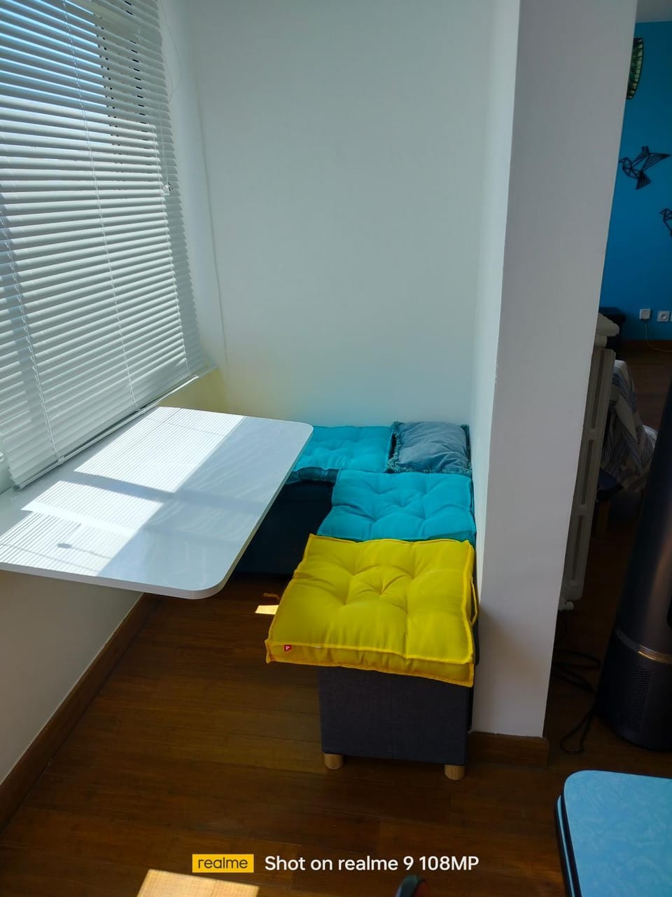 Seating area