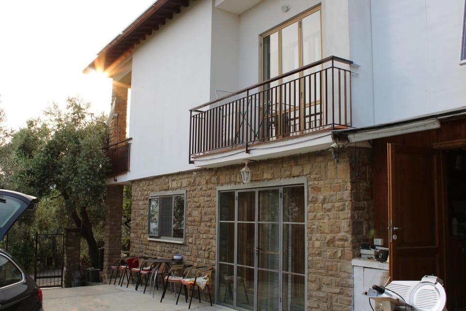 Property building, Balcony/Terrace