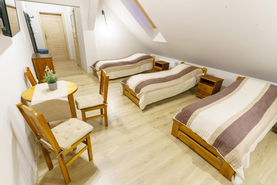 Bed, TV and multimedia, View (from property/room), View (from property/room), Other, Other, Photo of the whole room, Decorative detail, Decorative detail, Seating area, Dining area, Bedroom