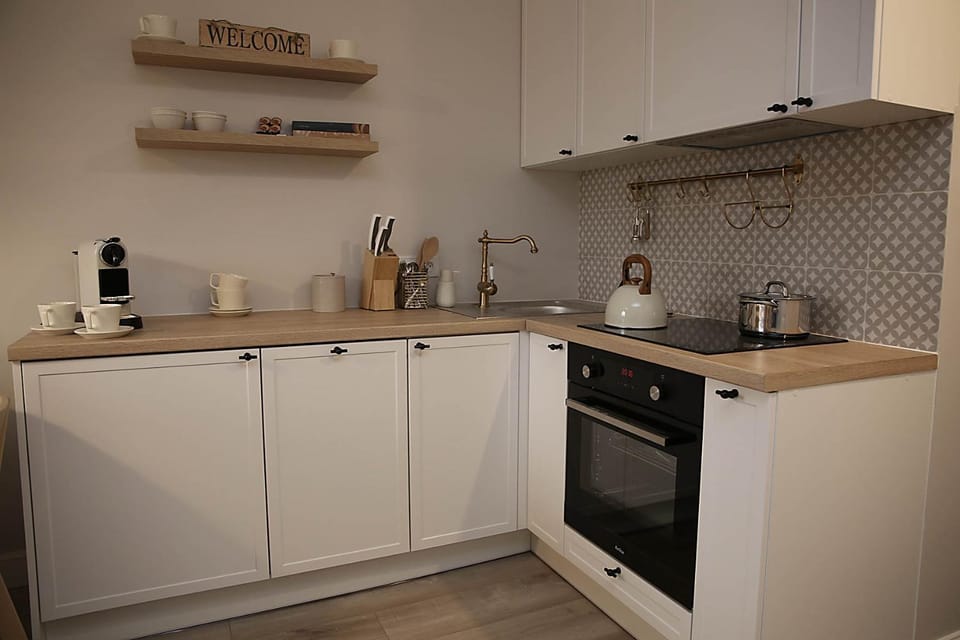 Kitchen or kitchenette, Other