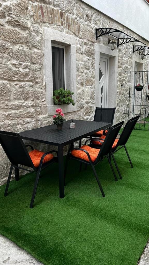 Property building, Patio, Seating area