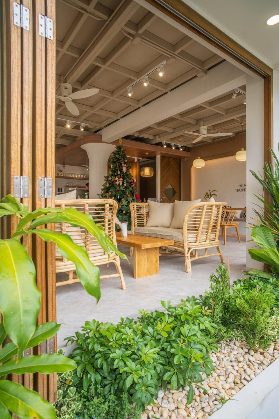 Ton Sai Tropical Phi Phi Island Hotel in Krabi Changwat