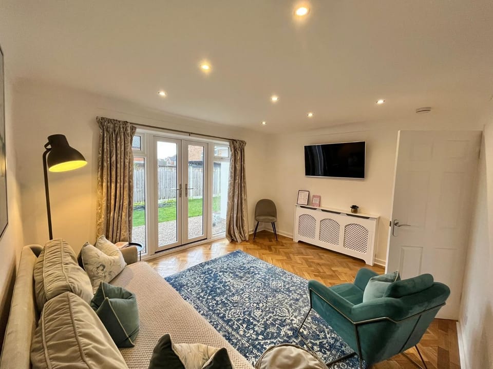 Idyllic bungalow in Burscough, ideal location in West Lancashire House in West Lancashire District