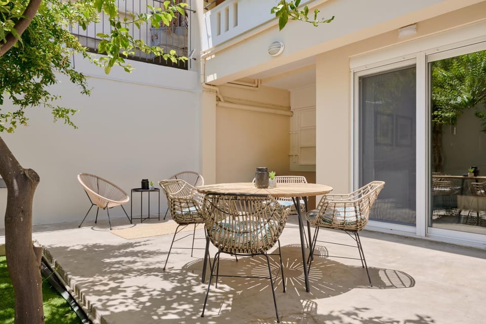 Inner courtyard view