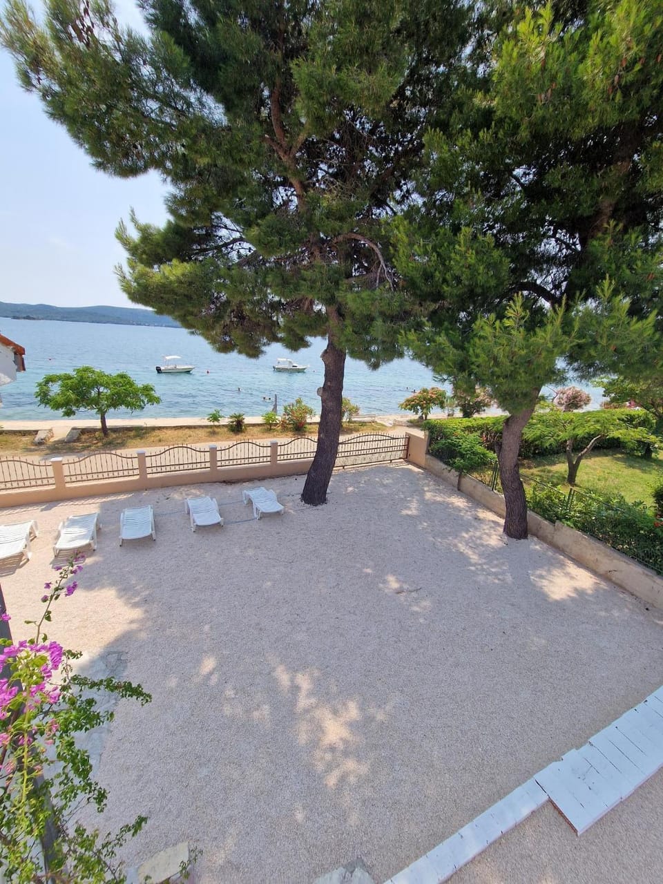 Day, Natural landscape, Garden, Beach, Garden view, Sea view