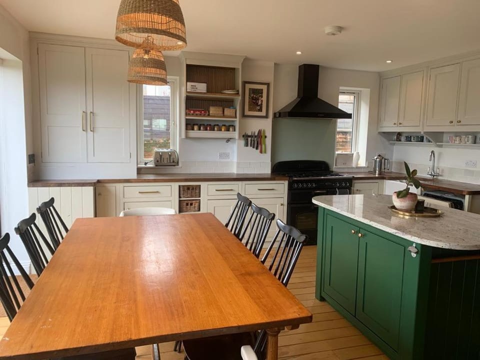 Cedar Shade Cottage House in Sidmouth