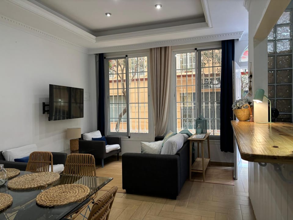 Port House, Paseo Marítimo,a un minuto playa Apartment in Fuengirola