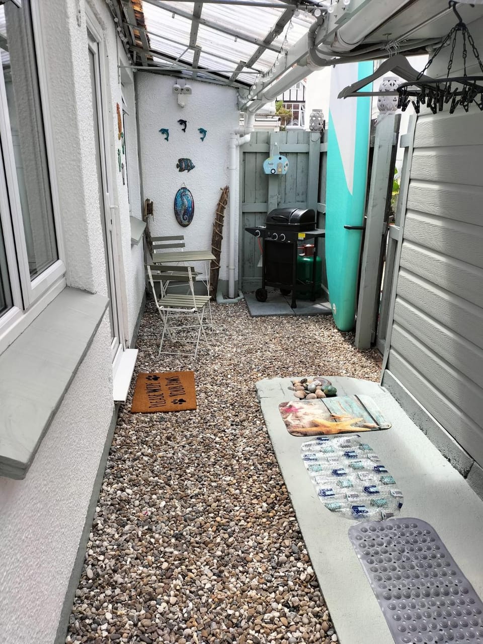 BBQ facilities, Balcony/Terrace, Inner courtyard view