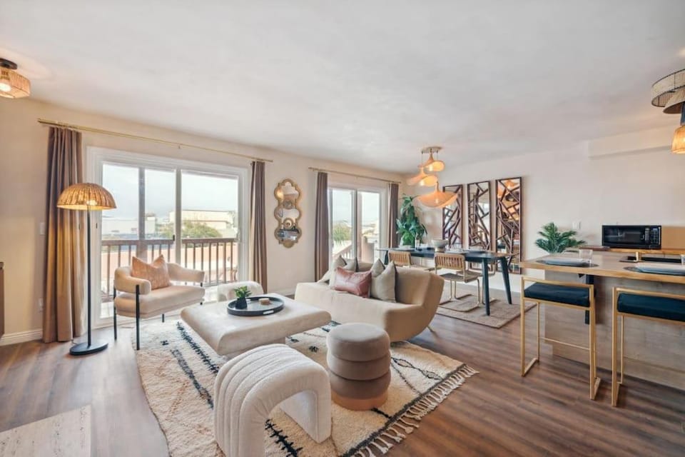Living Lux in La Jolla - Beach - AC - Shops House in La Jolla