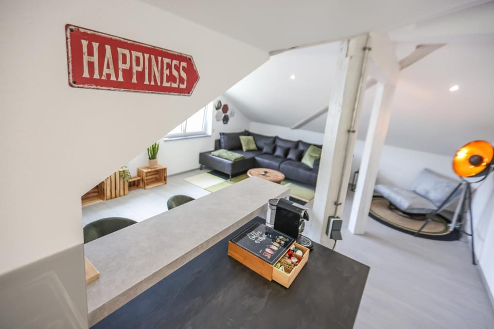 Living room, Seating area, Evening entertainment