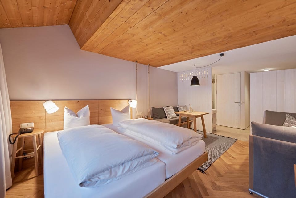 Living room, Bedroom