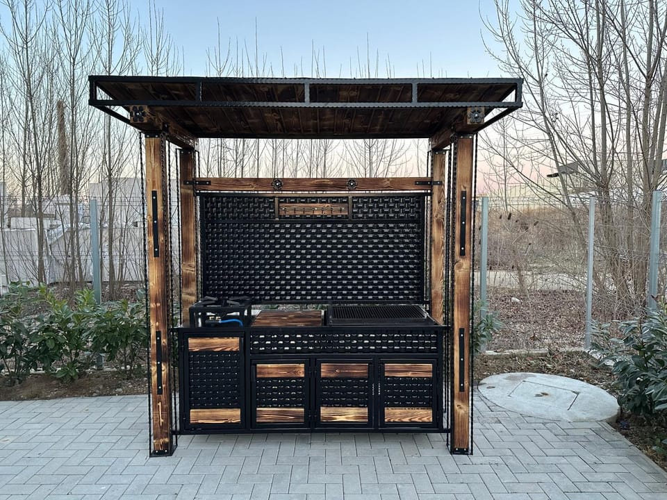 Day, BBQ facilities